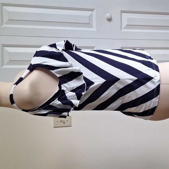 3/$20 NY&Co Soho Street Nautical Top Size M - Picture 3 of 9